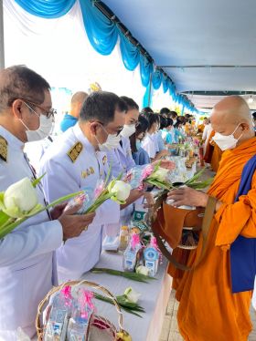 LINE_ALBUM_งานเฉลิมพระเกียรติ_สมเด็จพระนางเจ้าส_12.jpg