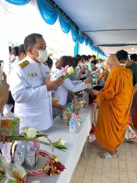 LINE_ALBUM_งานเฉลิมพระเกียรติ_สมเด็จพระนางเจ้าส_18.jpg