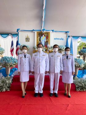 LINE_ALBUM_งานเฉลิมพระเกียรติ_สมเด็จพระนางเจ้าส_34.jpg