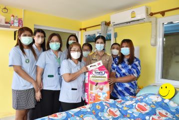 มอบแพมเพิร์ส_004.JPG