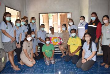 มอบแพมเพิร์ส_087.JPG