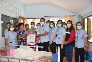 มอบแพมเพิร์ส_100.JPG