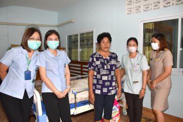 มอบแพมเพิร์ส_102.JPG