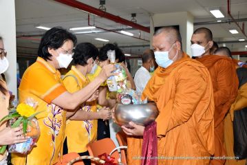 ตักบาตร_044.JPG