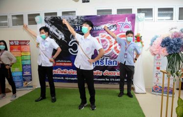 007.JPG